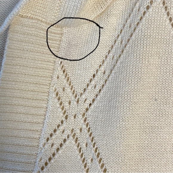 Candance Cameron Bure small knitted pointelle cream hoodie - Picture 7 of 7